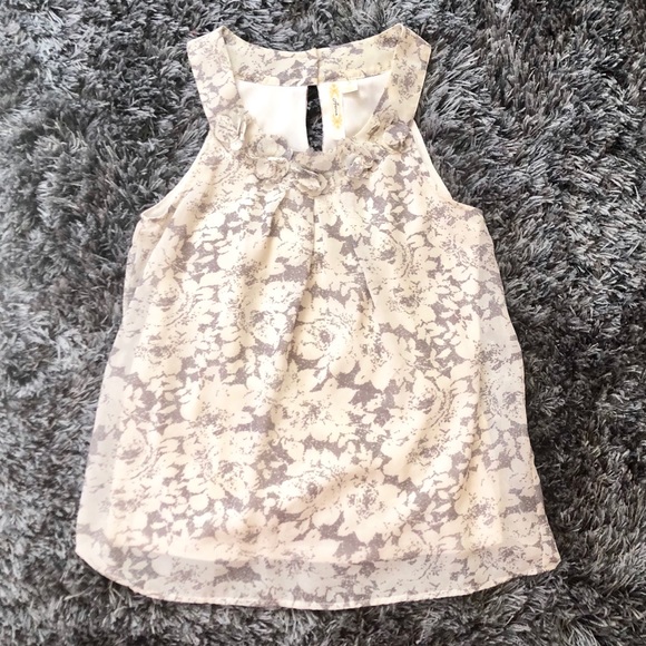 Adiva Tops - Sleeveless Blouse